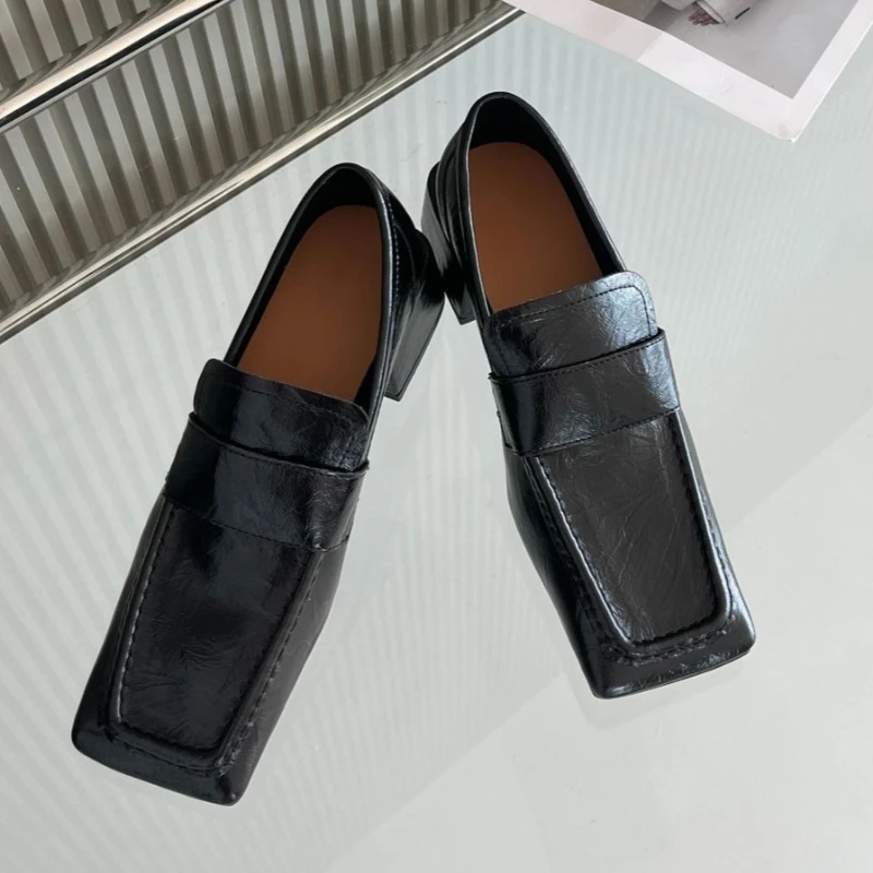 女性用スクエアトゥチャンキーヒールドレスシューズ、ソフトレザ - Leather Work Flats Women のレビューと価格
