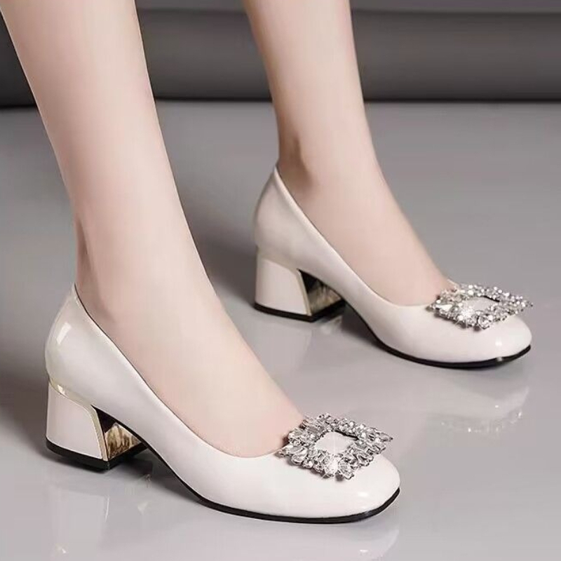2026年春夏新作 レディース 本革ローファー ソフトソール - Leather Work Flats Women のレビューと価格